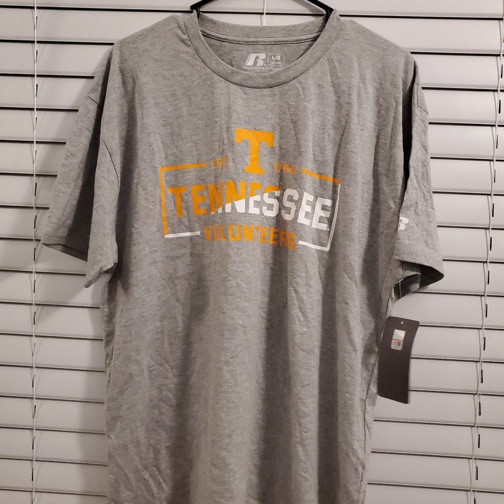 BRAND NEW Tennessee Volunteers T-Shirt